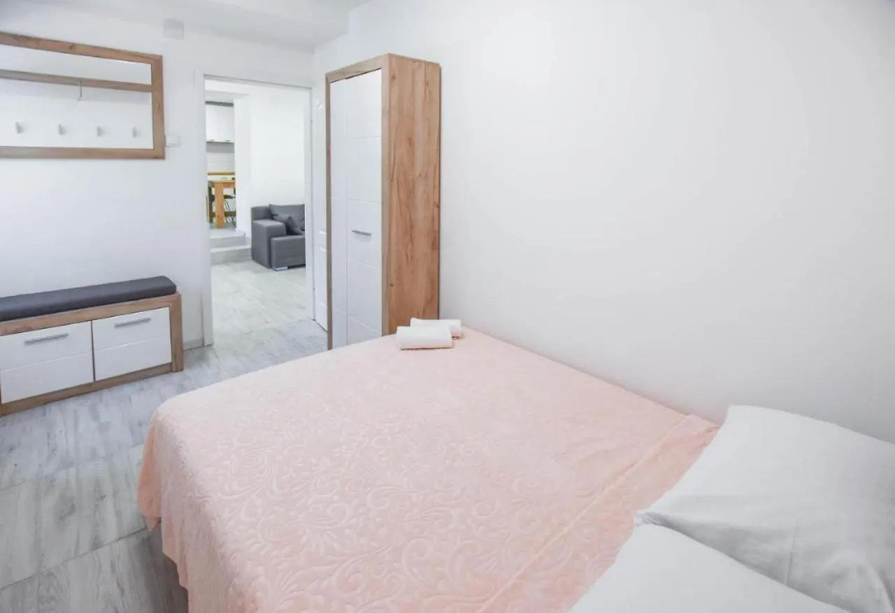 Poljana  Suite Apartment Toni  Poljana (Ugljan)